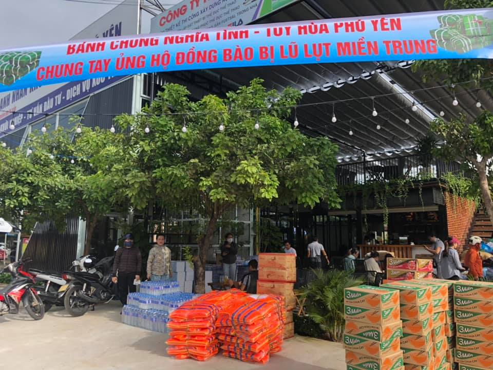 HƯỚNG VỀ ĐỒNG BÀO MIỀN TRUNG